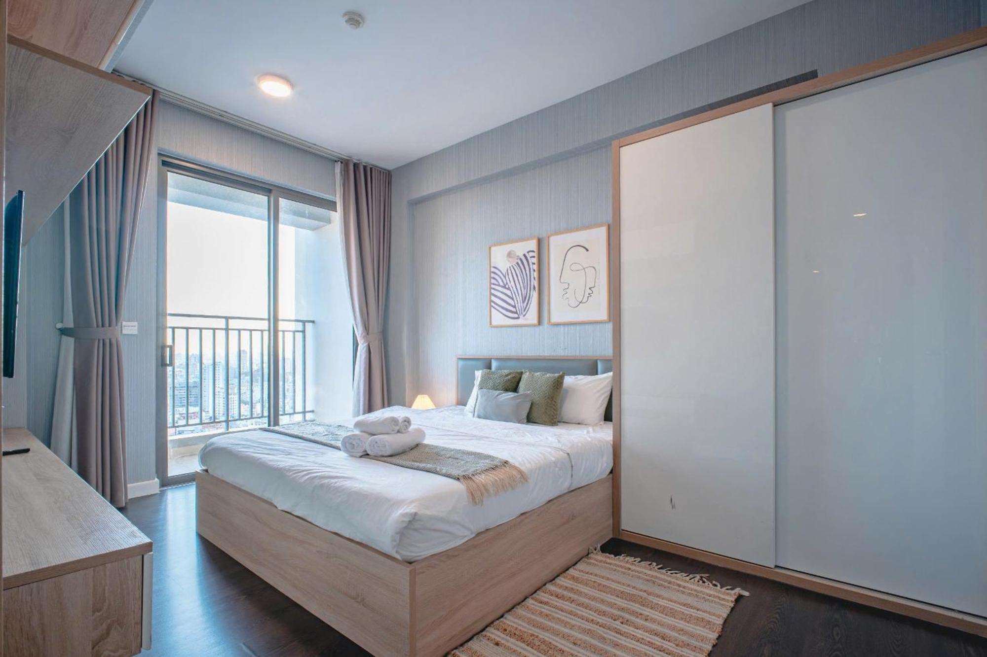 Dfour- Rivergate -2bedroom View